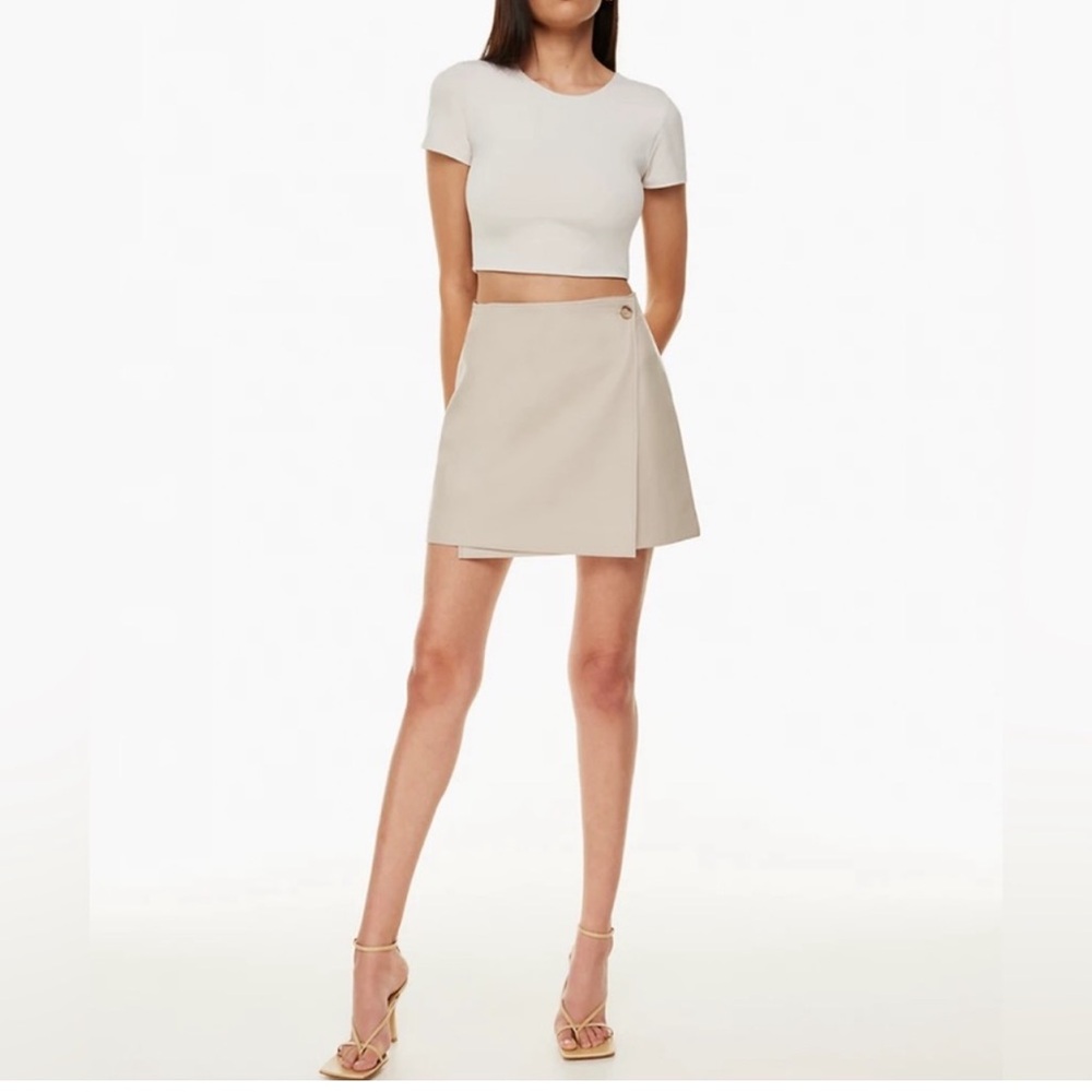 Aritzia Babaton vegan leather Cream Mini Skirt